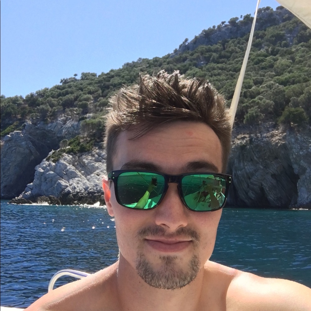 Meet your Posher, James